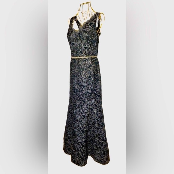 JS Collections Mermaid Black Dress, V-Neck & Shimmery Silver Florals, Large (12) - Picture 2 of 16